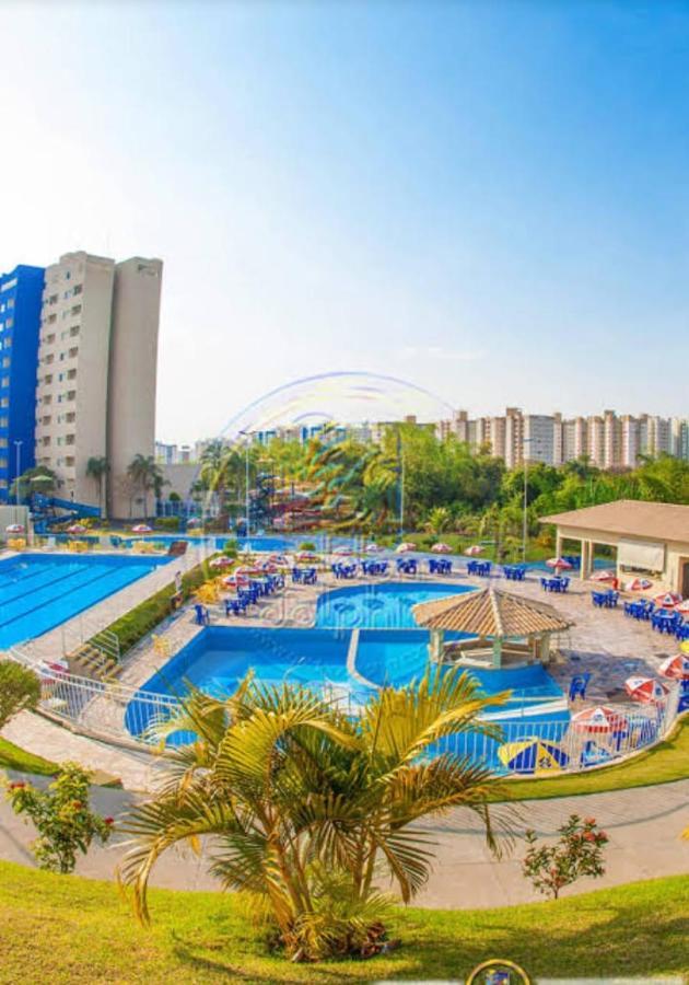 דירות קאלדס נובאס Golden Dolphin Express מראה חיצוני תמונה